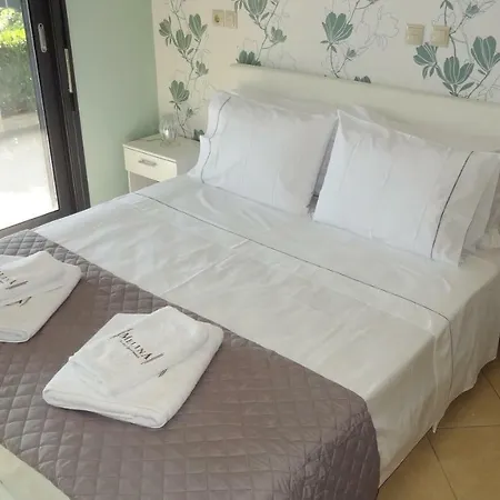 Melina Pool View Argostoli (Kefalonia)