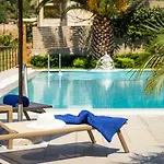 Melina Pool View