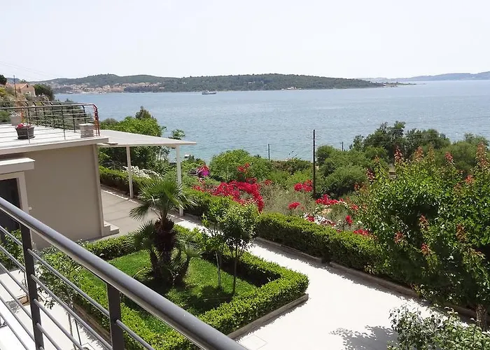 Melina Pool View Argostoli (Kefalonia)