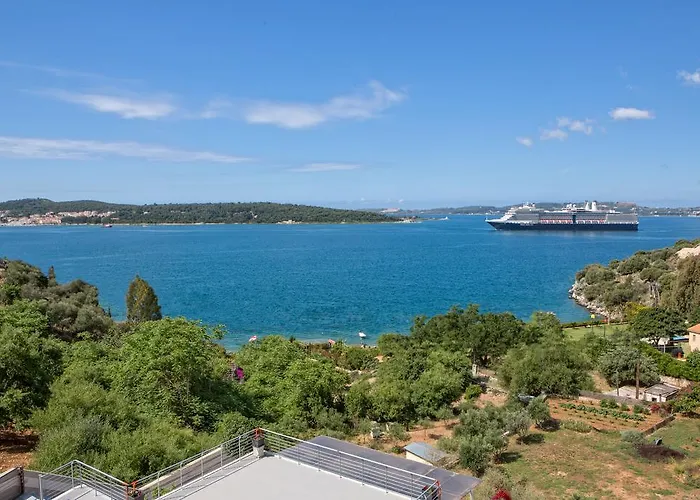 Appartement Melina Pool View