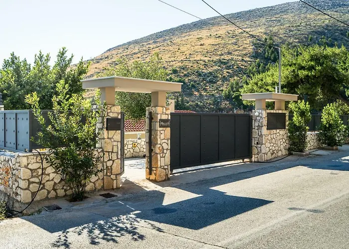 Melina Pool View * Argostoli (Kefalonia)
