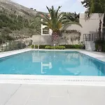شقة Melina Pool View *