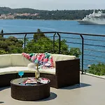 Melina Pool View أرغوستولي